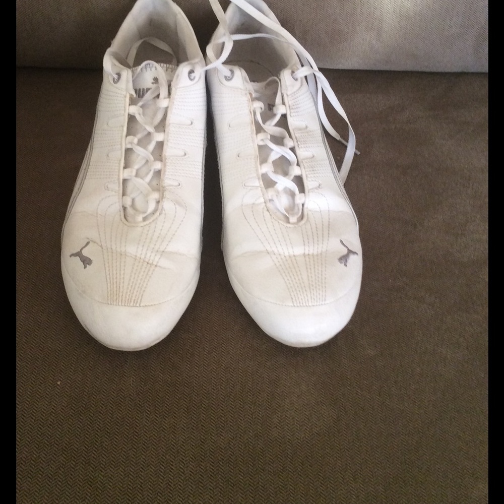 Ladies sneakers