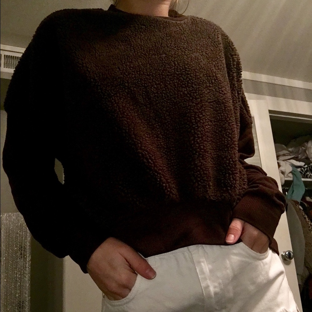 Semi fuzzy long sleeve