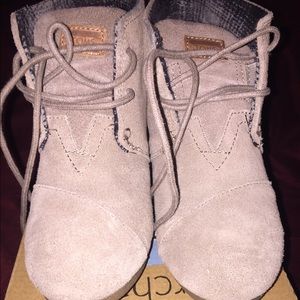 TOMS wedge booties