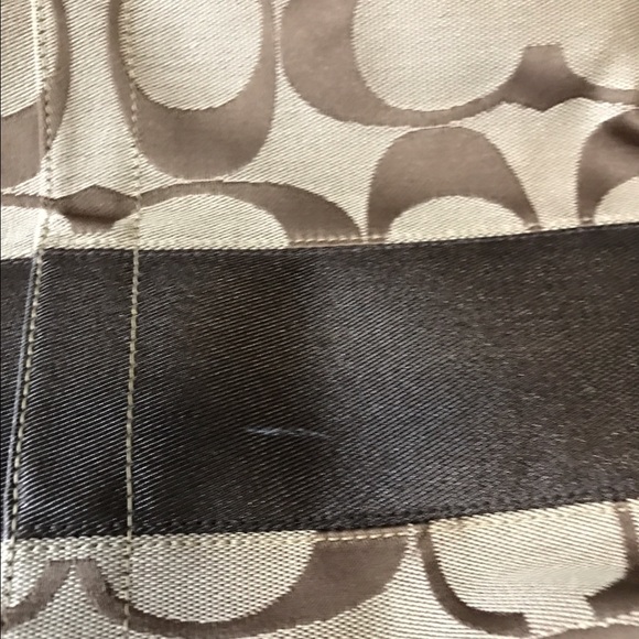 Coach tan and chocolate purse - Picture 2 of 2