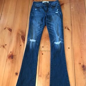Abercrombie and Fitch skinny boot jeans // size 2