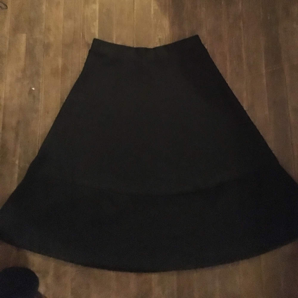 Black skirt
