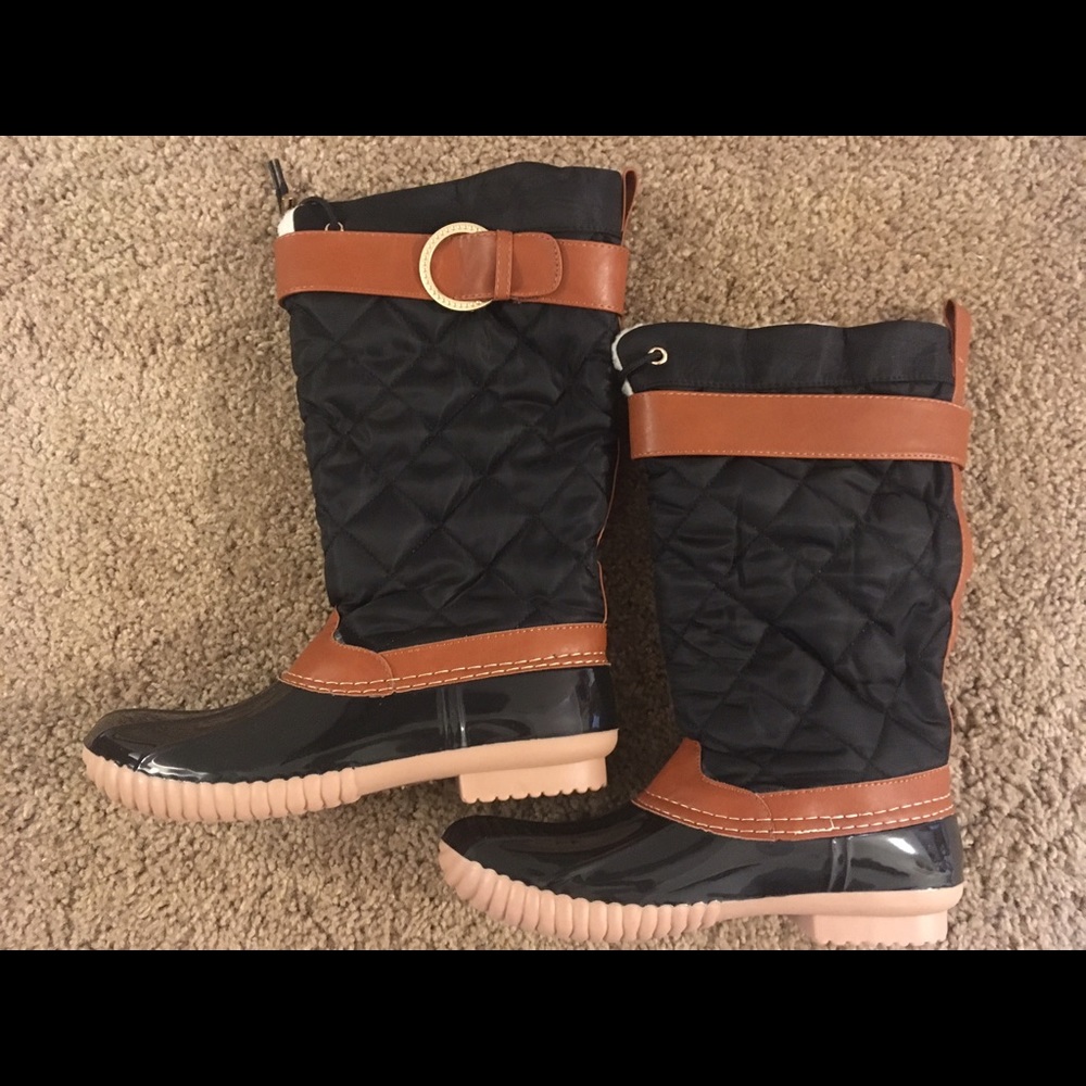 Duck boots, waterproof