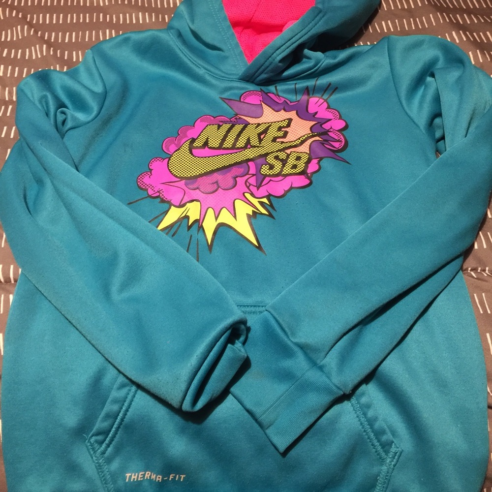 Girls nike 10/12 sweatshirt