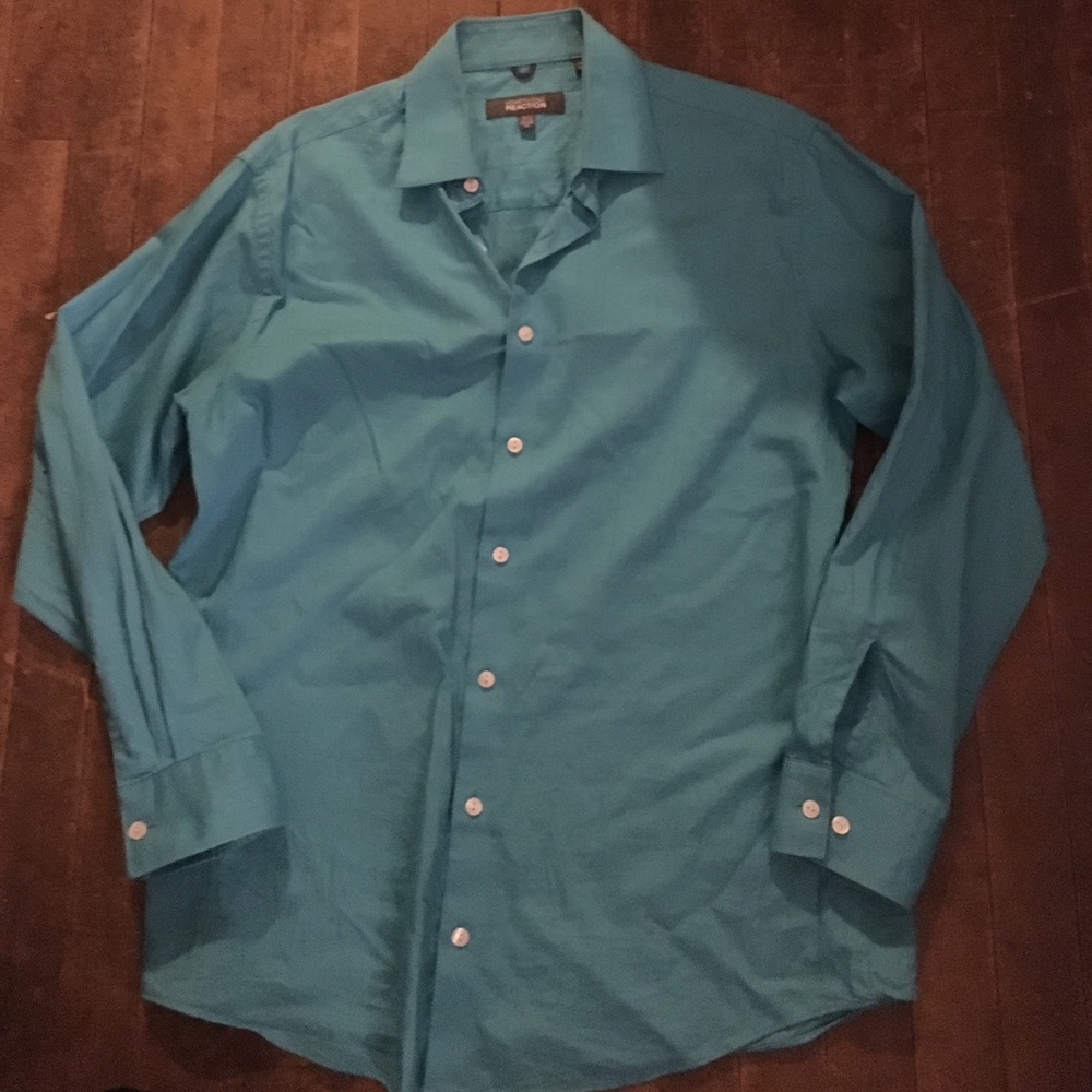 Men's button down dress shirt