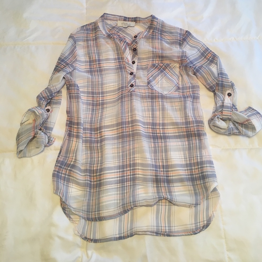 Olive &oak 3/4 sleeve sheer shirt size small