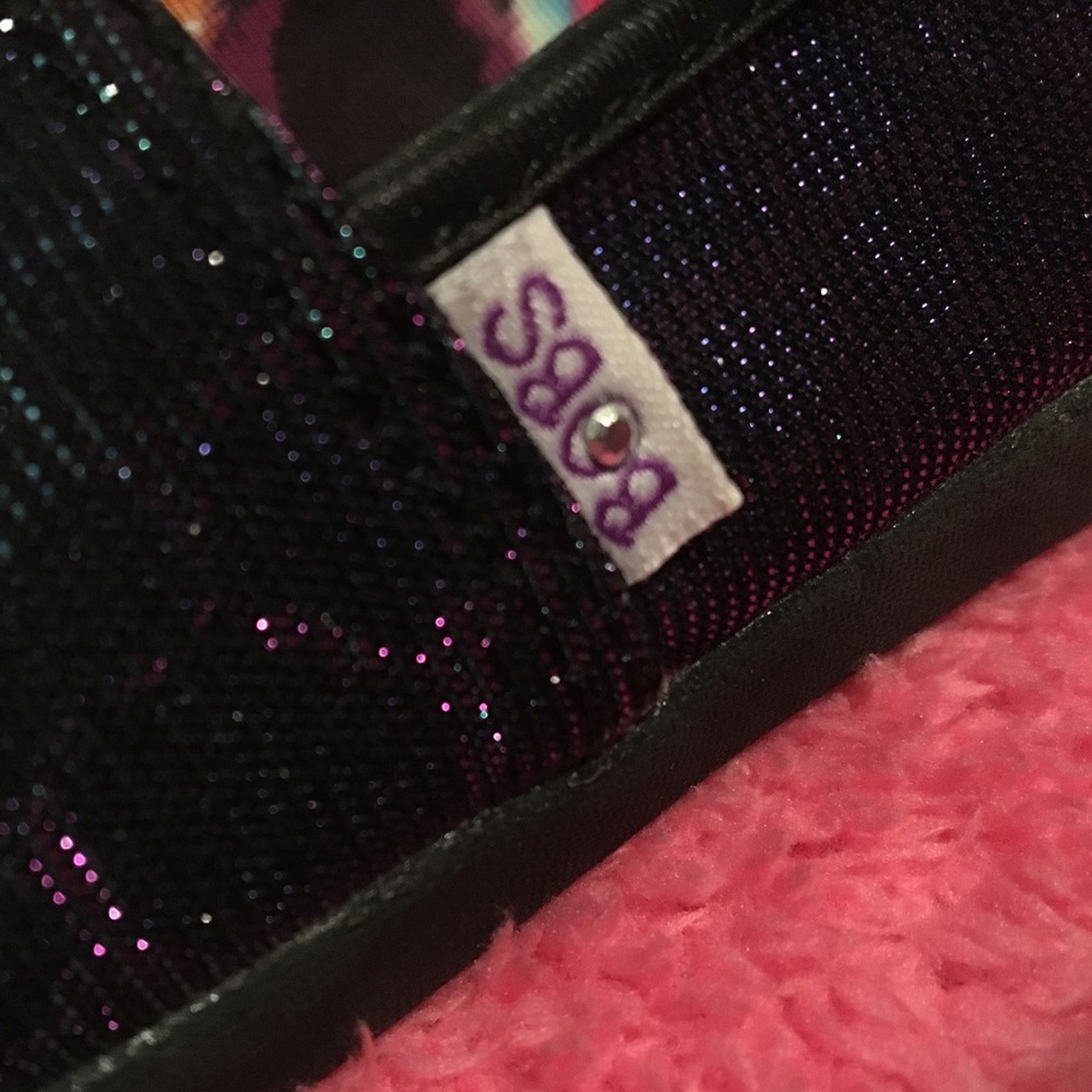 Shoes - Picture 2 of 3