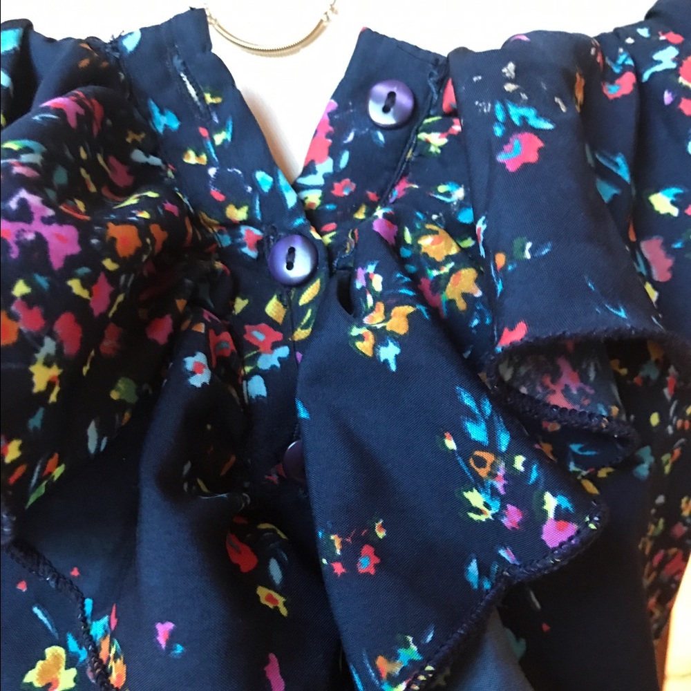 Floral Romper - Picture 3 of 4