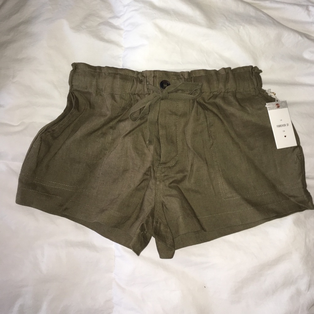 Olive green shorts NWT