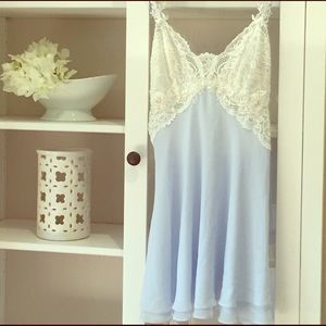 NWOT Jonquil Windsong Chemise