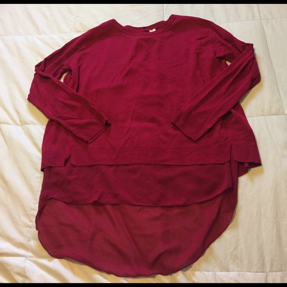 Fuchsia light sweater with sheer back