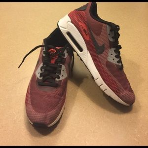 Nike Air Max Men's 10.5 Red/Maroon
