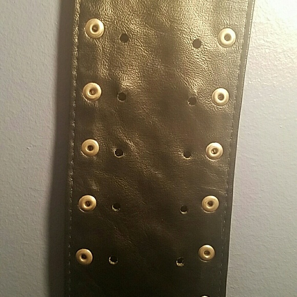 Black and Pewter studded 3 1/8" WIDE belt - Picture 4 of 4