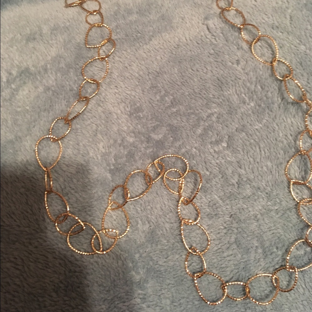 Francesca's gold necklace