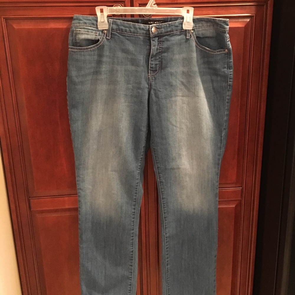 Nine West Jeans.  Straight 16/33