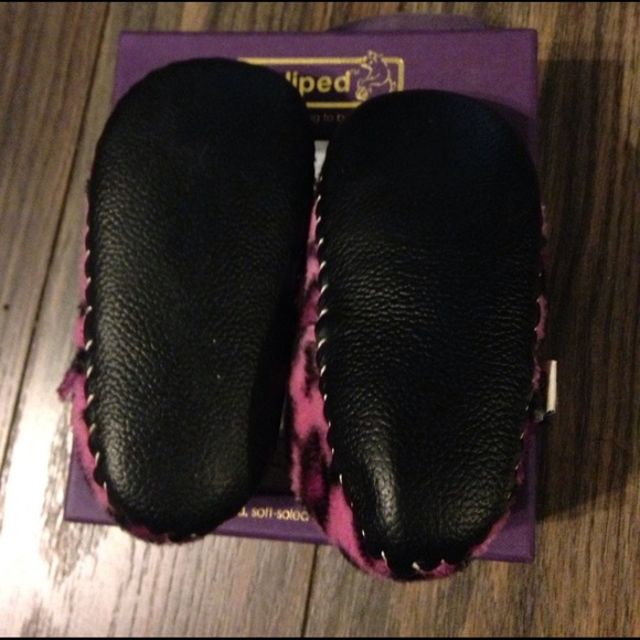 Pediped pink cheetah Mary Janes - Picture 2 of 4