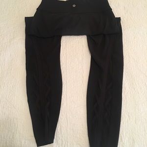 Lululemon Essential Rhythm Pant / Leggings