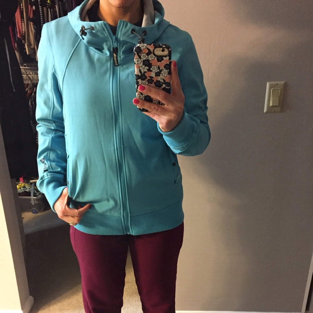 Bench. | Spring jacket - Picture 4 of 5