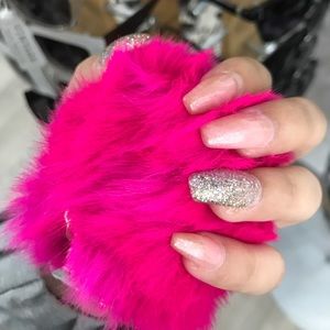 Meet your Posher, Janelle