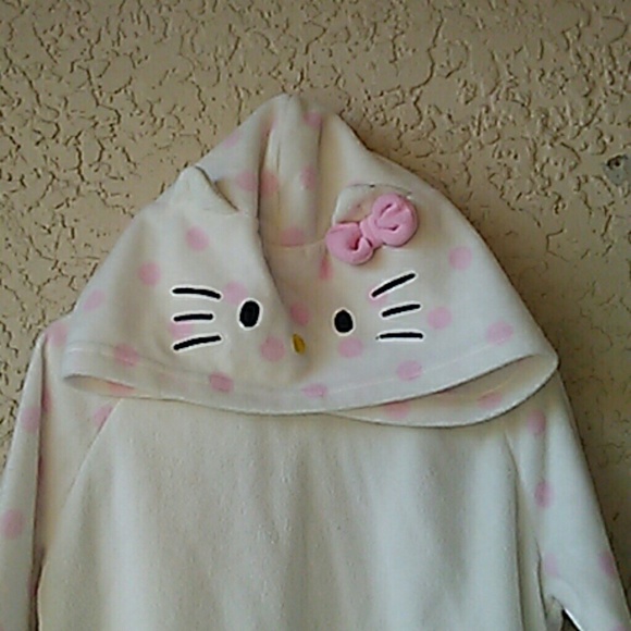 Hello Kitty hoodie 6_7 years - Picture 1 of 5