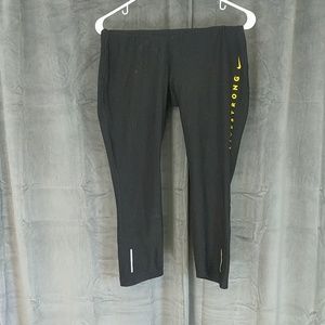 Nike livestrong running workout exercise leggings