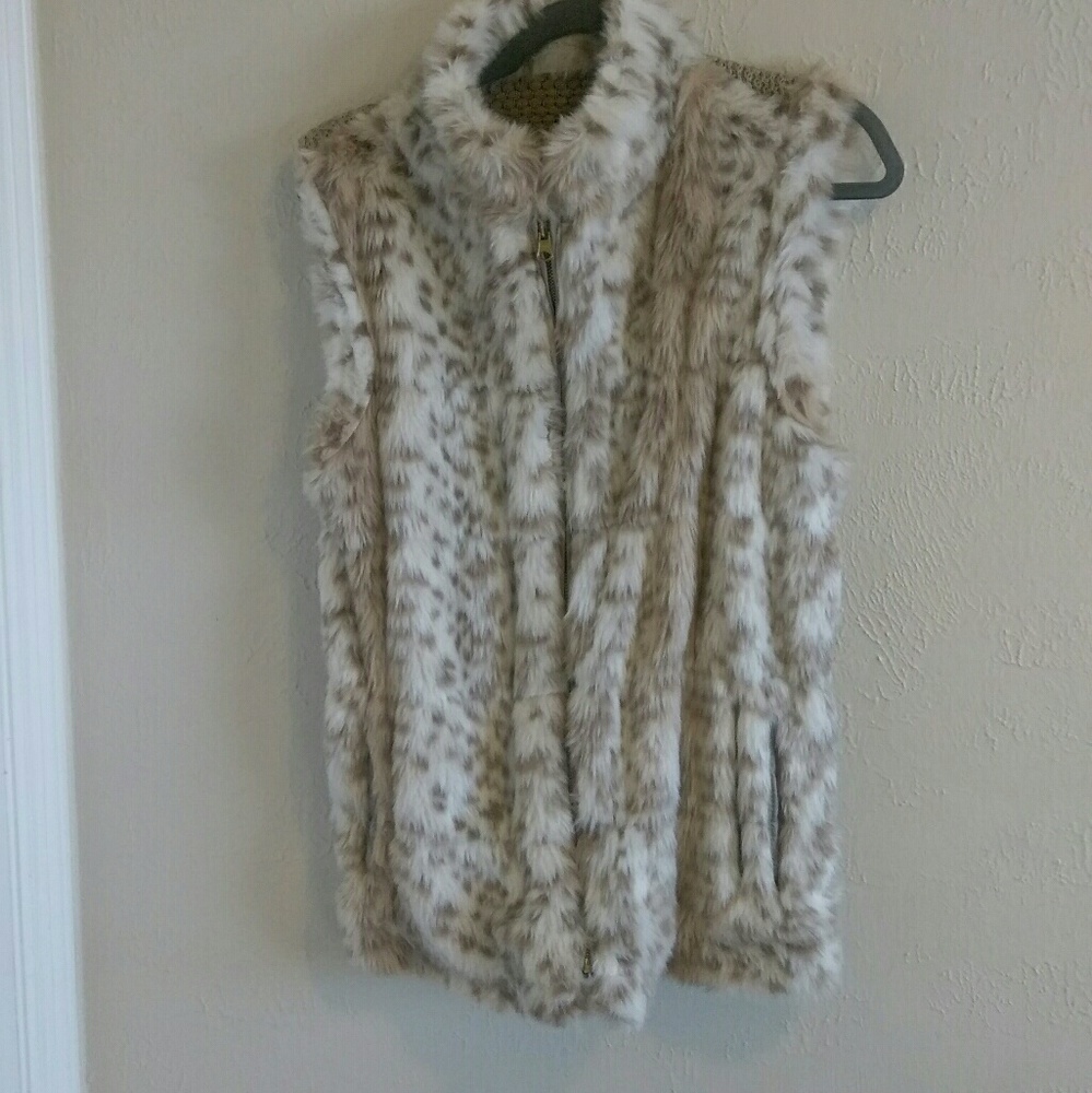 Adorable Boutique Faux Fur Vest REVERSIBLE!