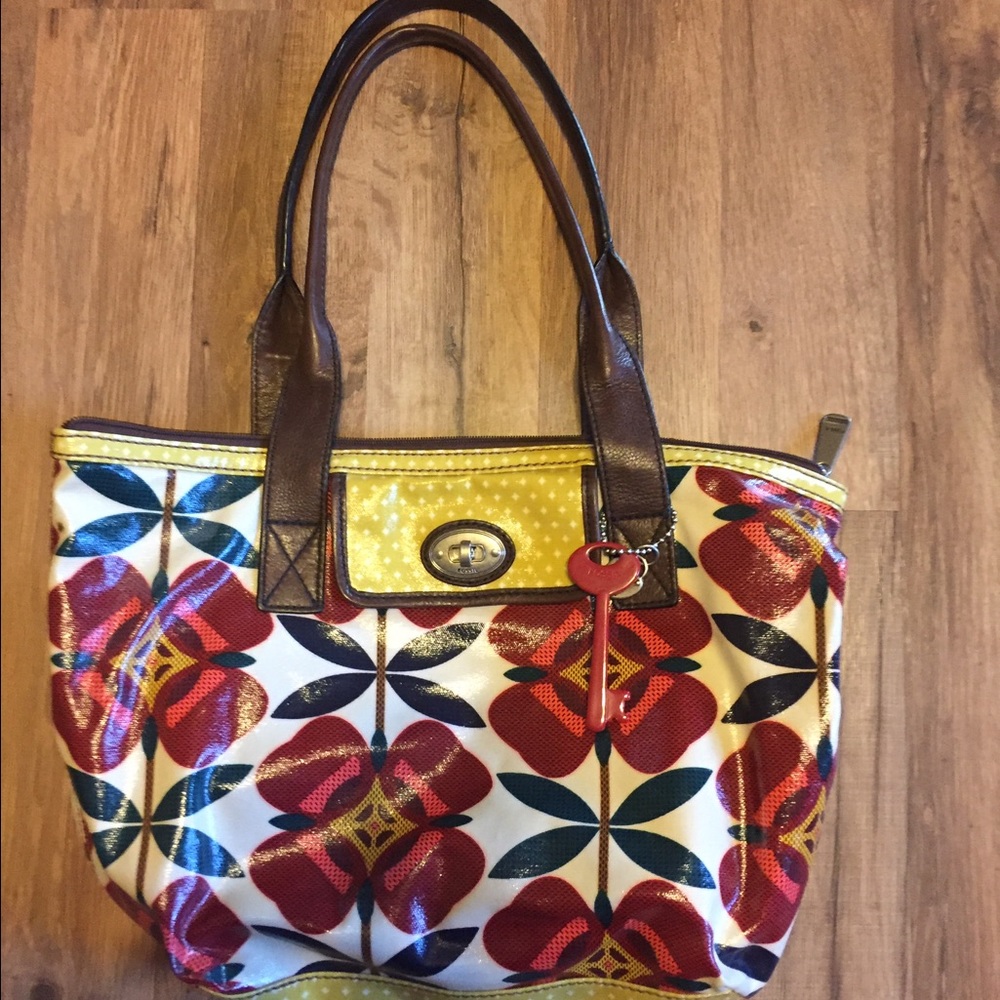 Fossil purse