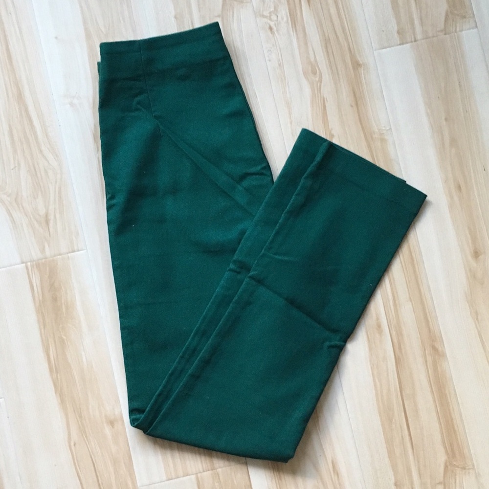 Stylish Bold Green Pant with Accent Gold Zipper