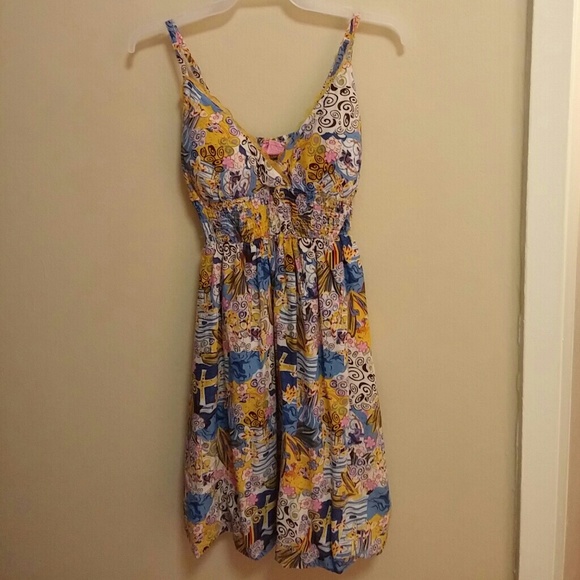 Thin strapped summer dress - Picture 1 of 3