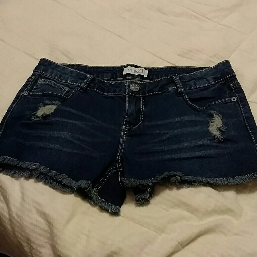 Rue 21 cut off shorts