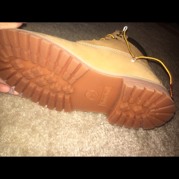 Timberlands!! - Picture 2 of 4