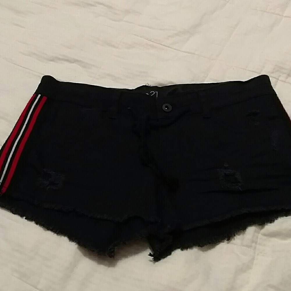 Cut off jean shorts