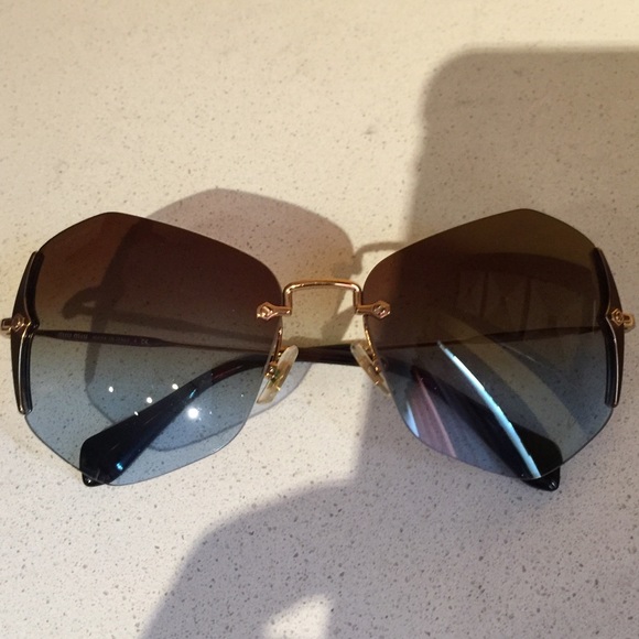 Women\'s sunglasses
