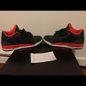 Air Jordan 3 Crimson