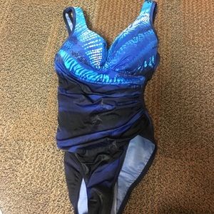 EUC MiracleSuit