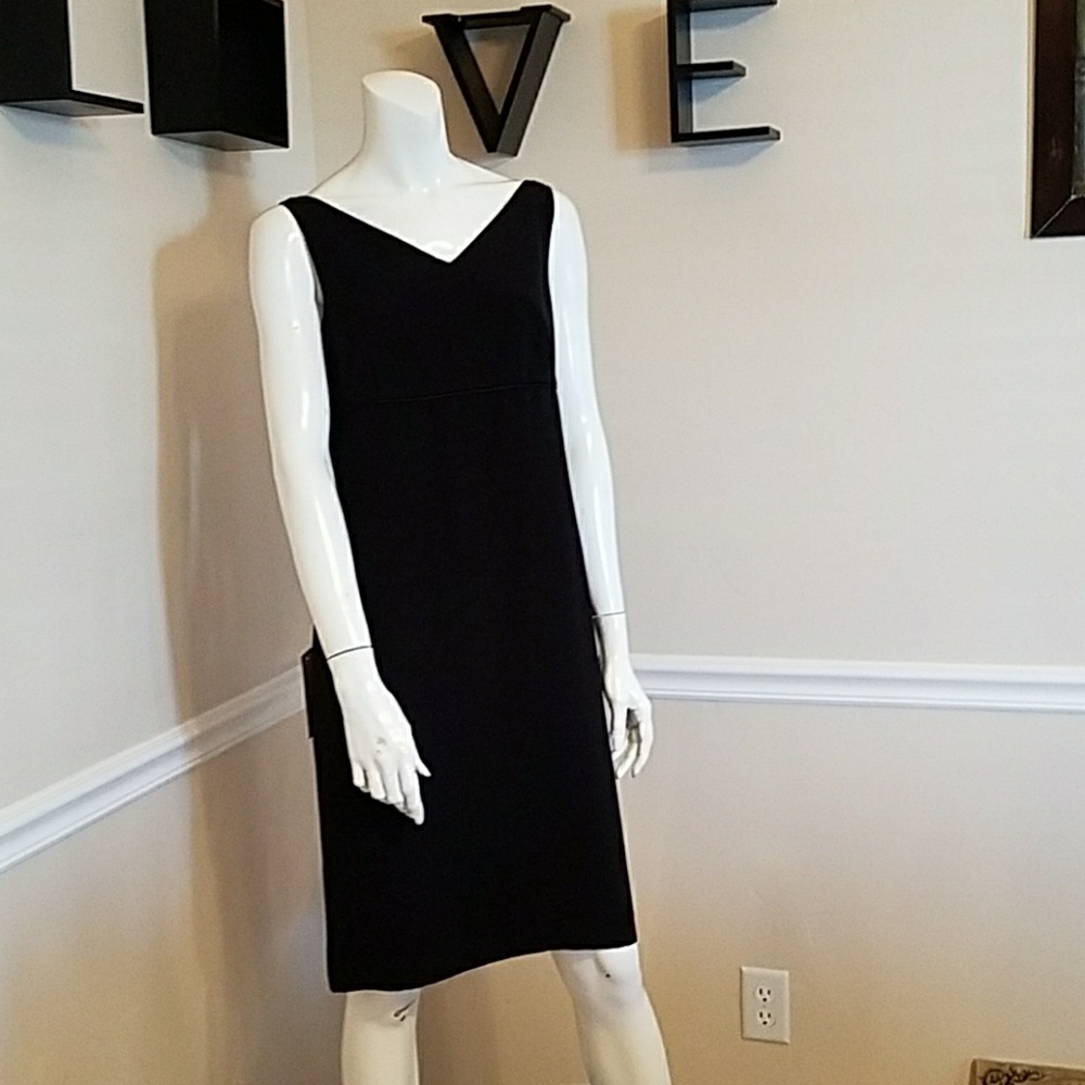 Beautiful black dress is perfect for day to night