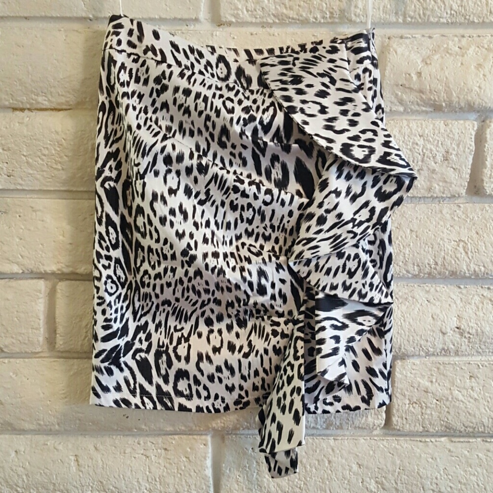 Windsor ruffled skirt