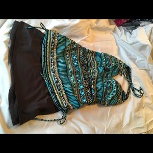 Two piece bathing suite.. tanking and skirt