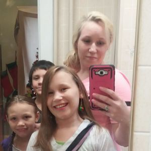 Meet your Posher, Tamera