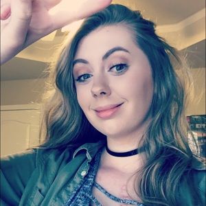 Meet your Posher, Allyson