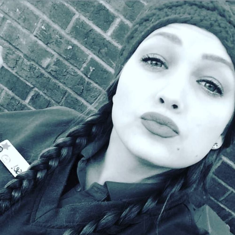 Meet your Posher, Jessica