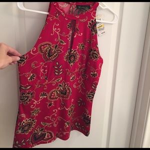 NWT beautiful top with bead/sequin detail! Size M