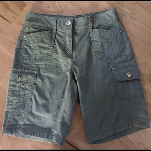WHBM Cargo Shorts , pistachio color