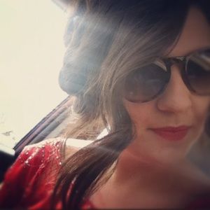 Meet your Posher, Abbi