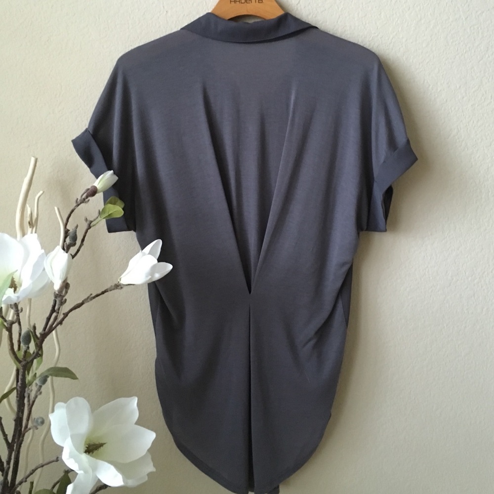 🌟3/$20🌟 NWOT Papaya Hi-Lo Top - Picture 3 of 3