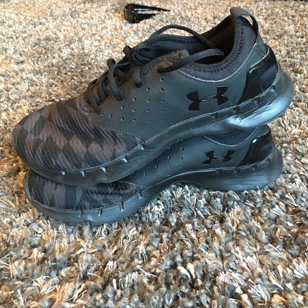 Women's Under Armour shoes