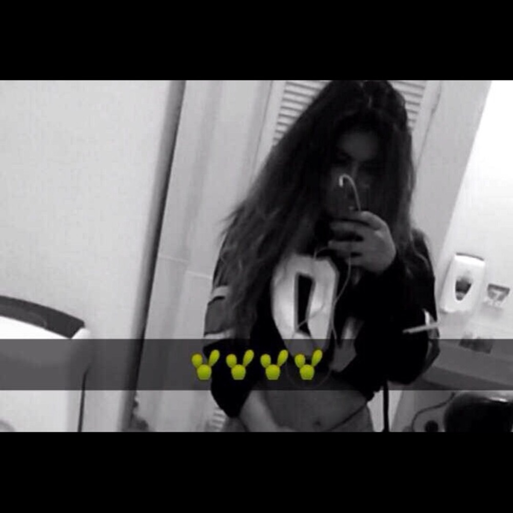 Meet your Posher, Stephanie 😊