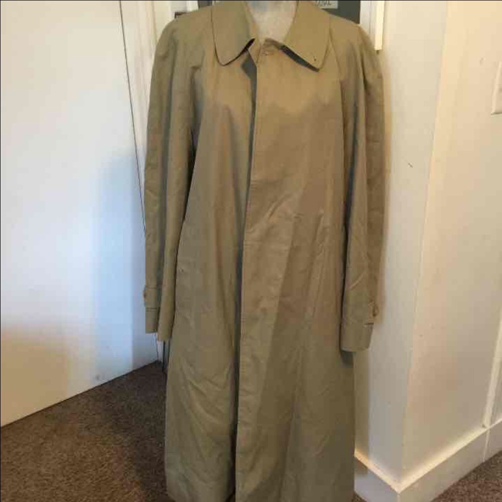 BURBERRY  TRENCH COAT
