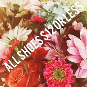 🌺All Shoes $12 or Less🌺