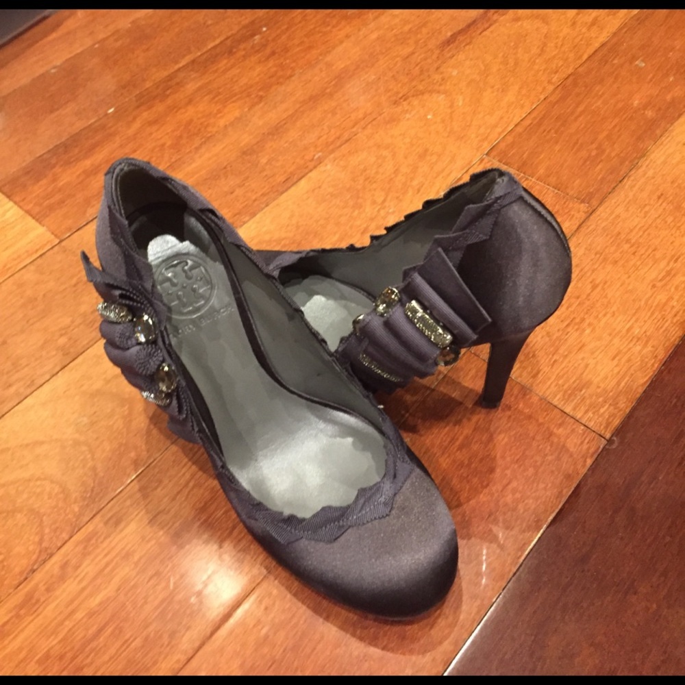 Silver Tory Burch Pumps